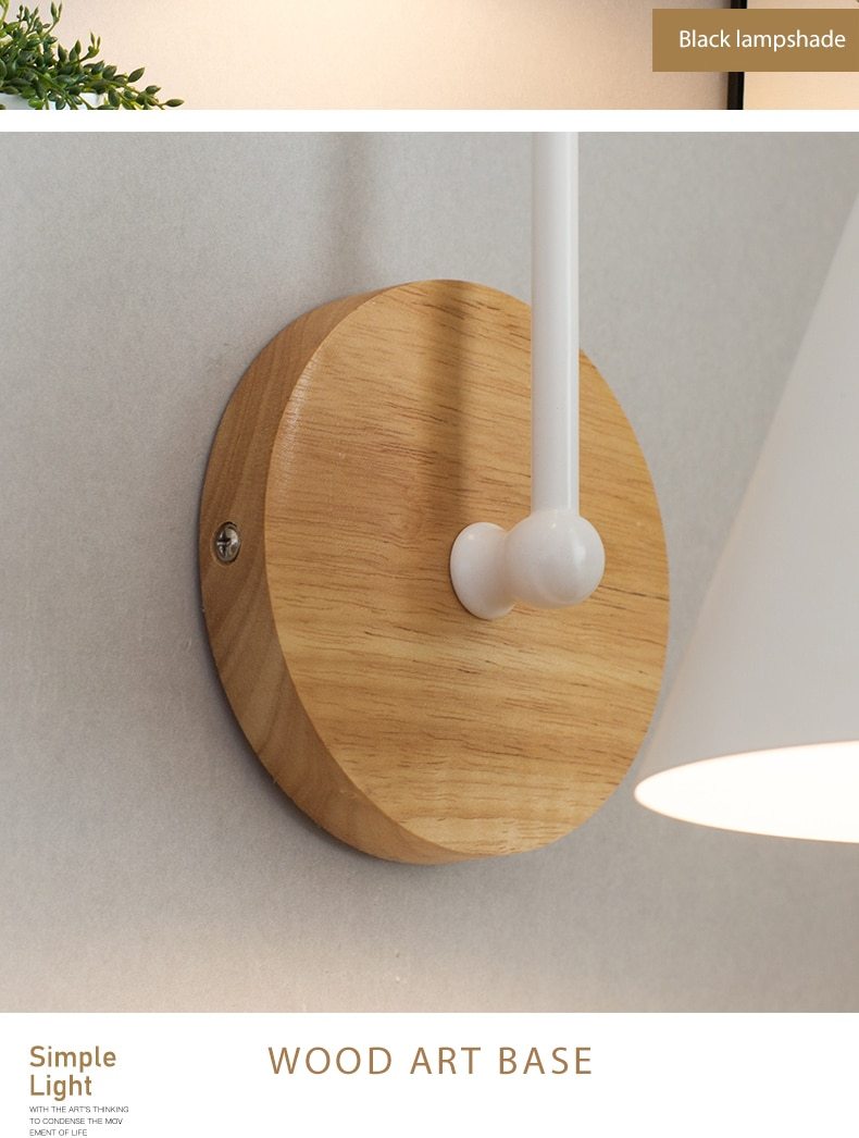 Wooden wall lamp