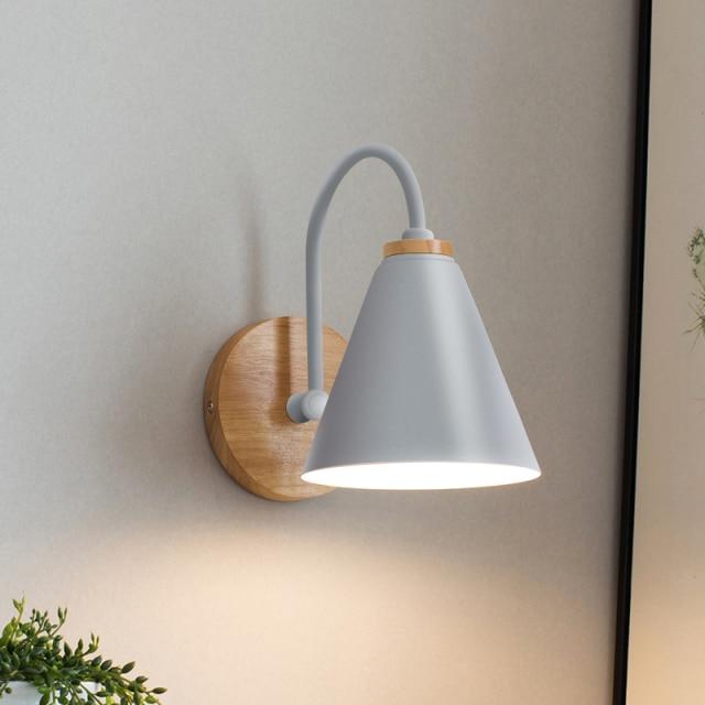 Wooden wall lamp